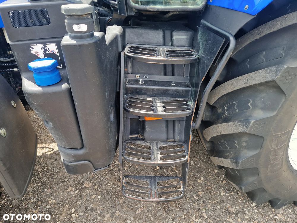 New Holland T7.245 AUTOCOMMAND PNEUMATYKA - 27
