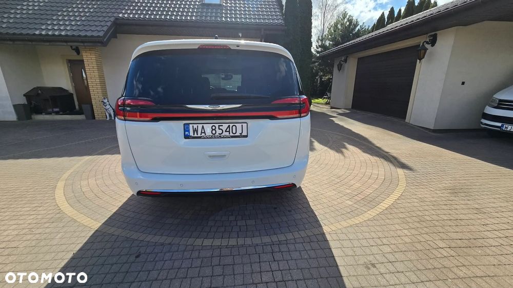 Chrysler Pacifica - 7