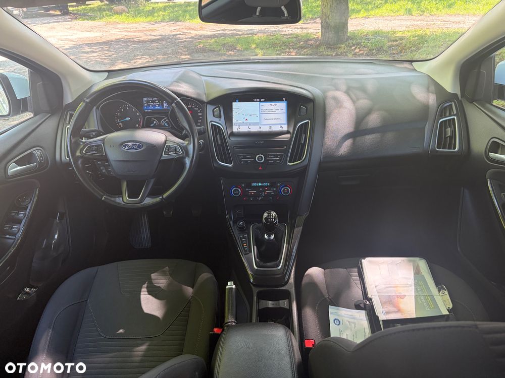 Ford Focus 1.5 EcoBoost STart-Stopp-System TITANIUM - 26