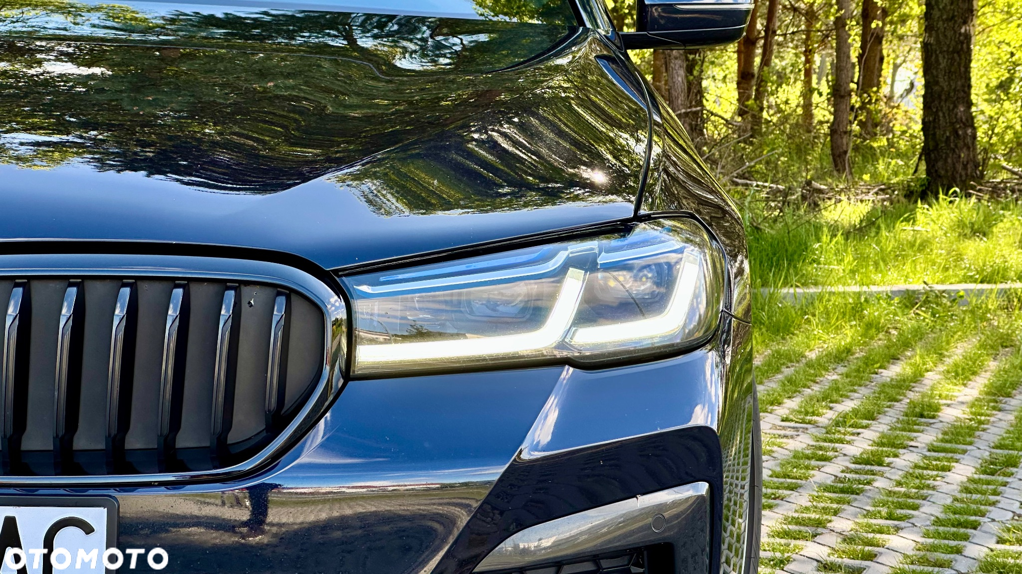 BMW Seria 5 530e Touring - 11