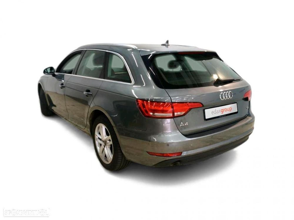 Audi A4 Avant 2.0 TDI S tronic - 2