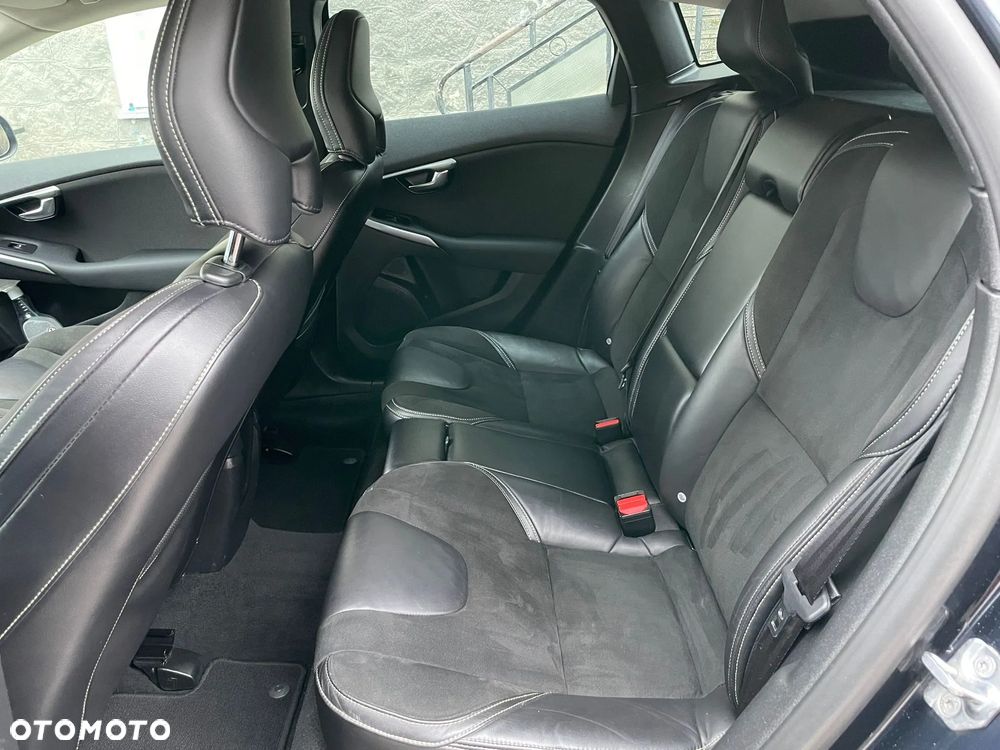 Volvo V40 D2 Momentum - 5