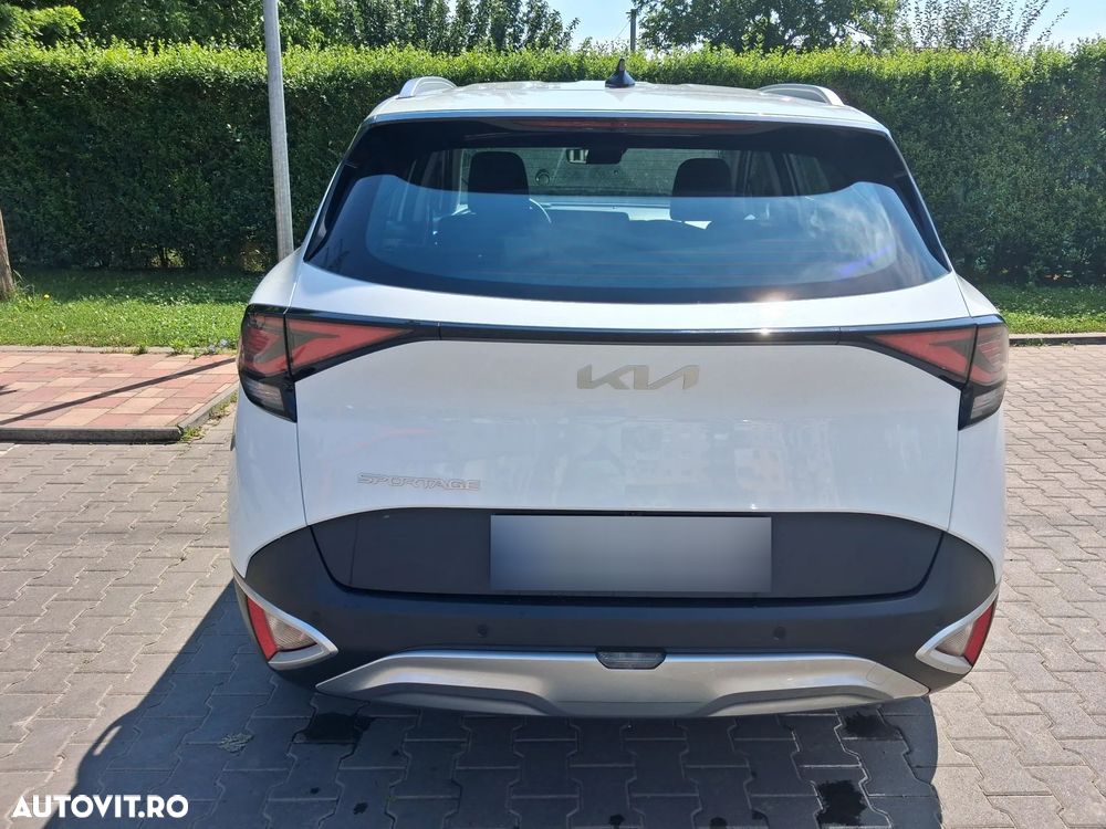 Kia Sportage 1.6 T-GDI 6MT 4x2 Urban - 12