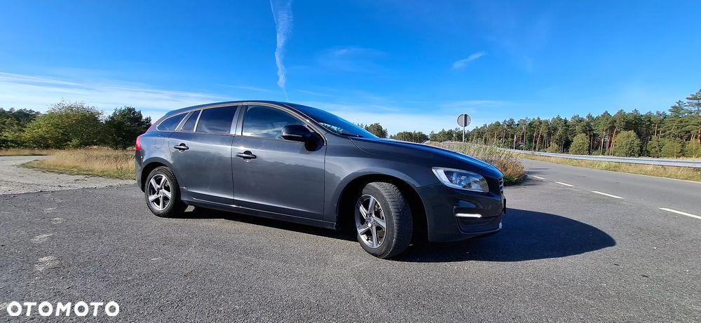 Volvo V60 D3 Momentum - 2