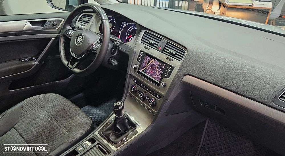 VW Golf 1.6 TDi BlueMotion Trendline - 7