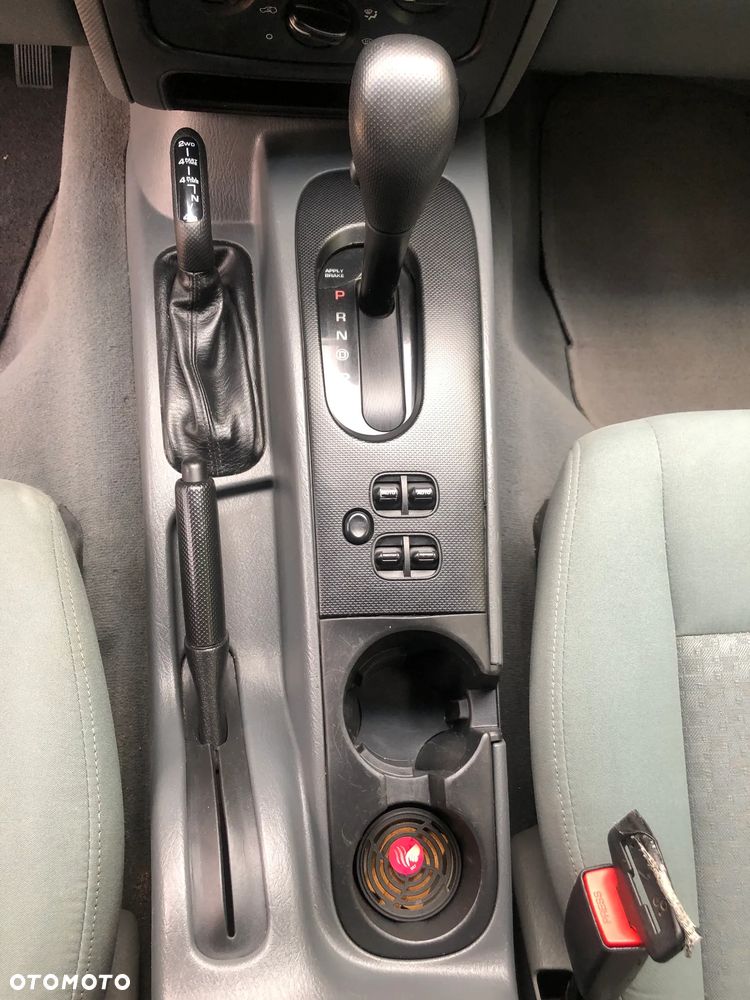Jeep Cherokee - 13