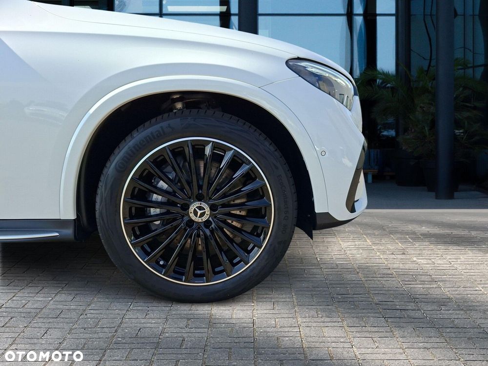 Mercedes-Benz GLC - 10
