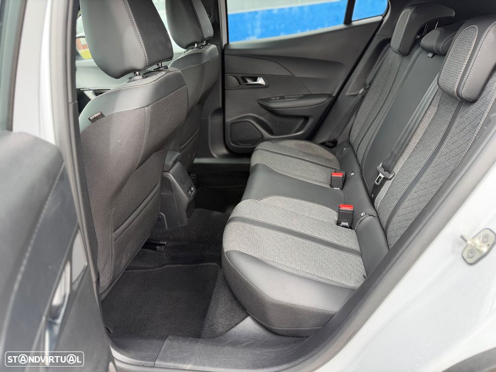 Peugeot 2008 PureTech 130 EAT8 Allure - 14