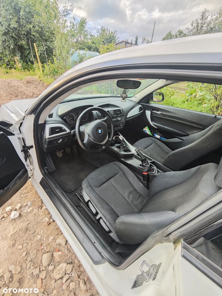 BMW Seria 1 114i - 13