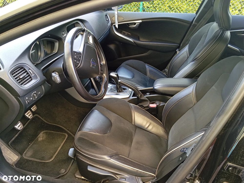 Volvo V40 - 2