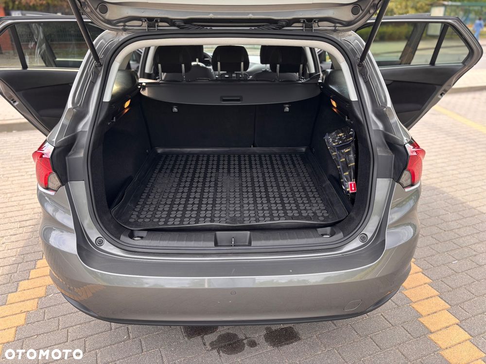 Fiat Tipo 1.4 16v Lounge EU6d - 17