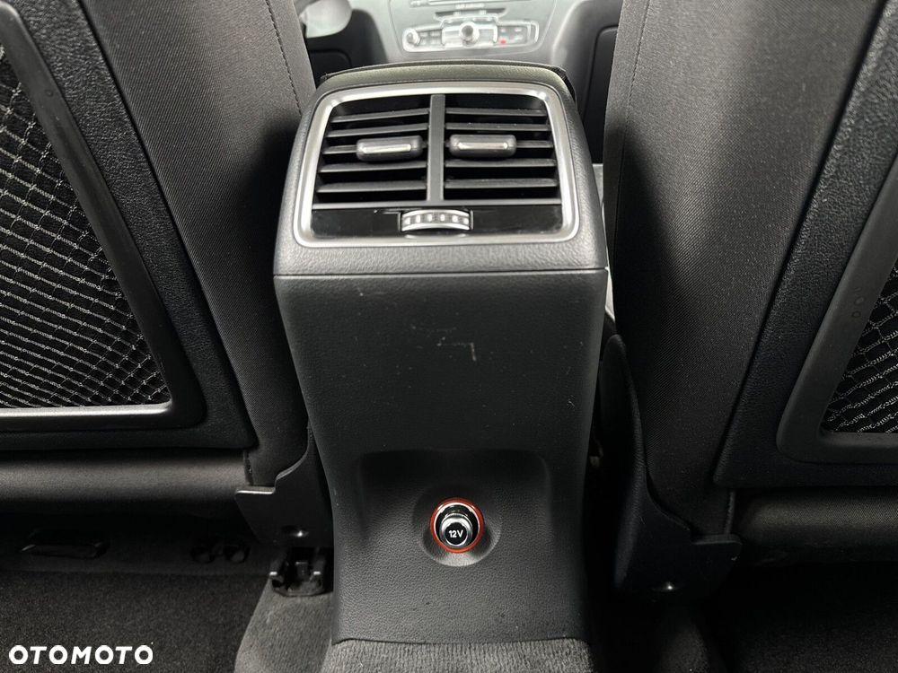 Audi Q3 1.4 TFSI Sport S tronic - 15