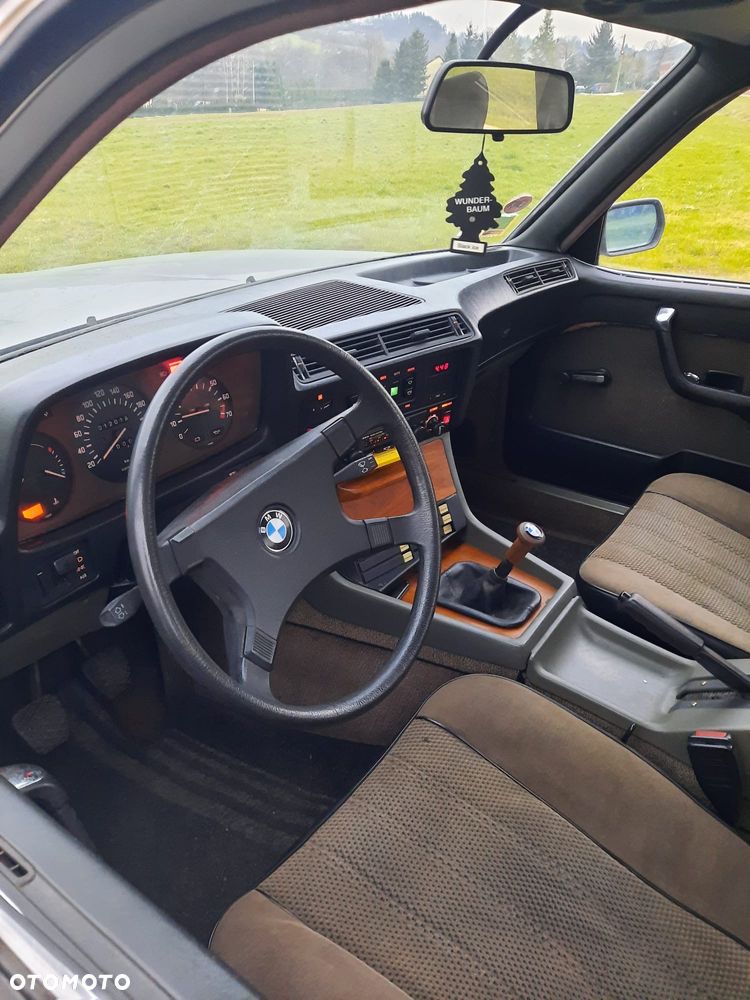 BMW Seria 7 728 i - 9