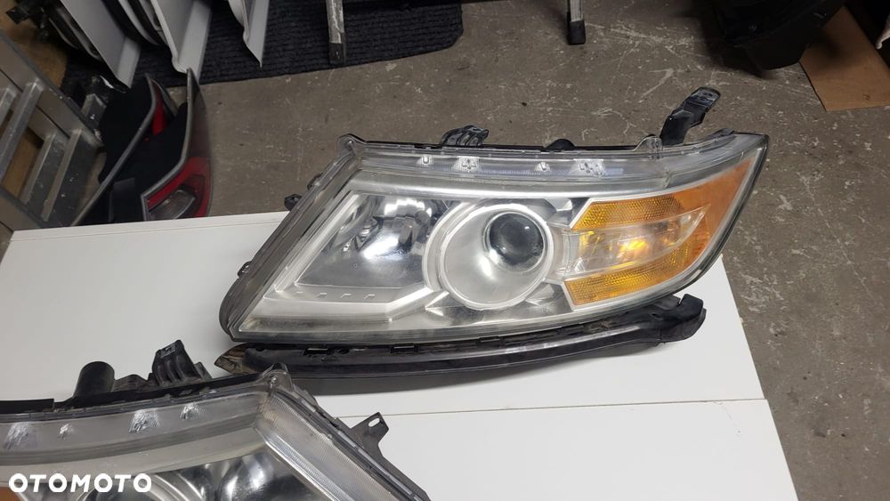 Honda odyssey 2013rok lampa przod lewa prawa - 3