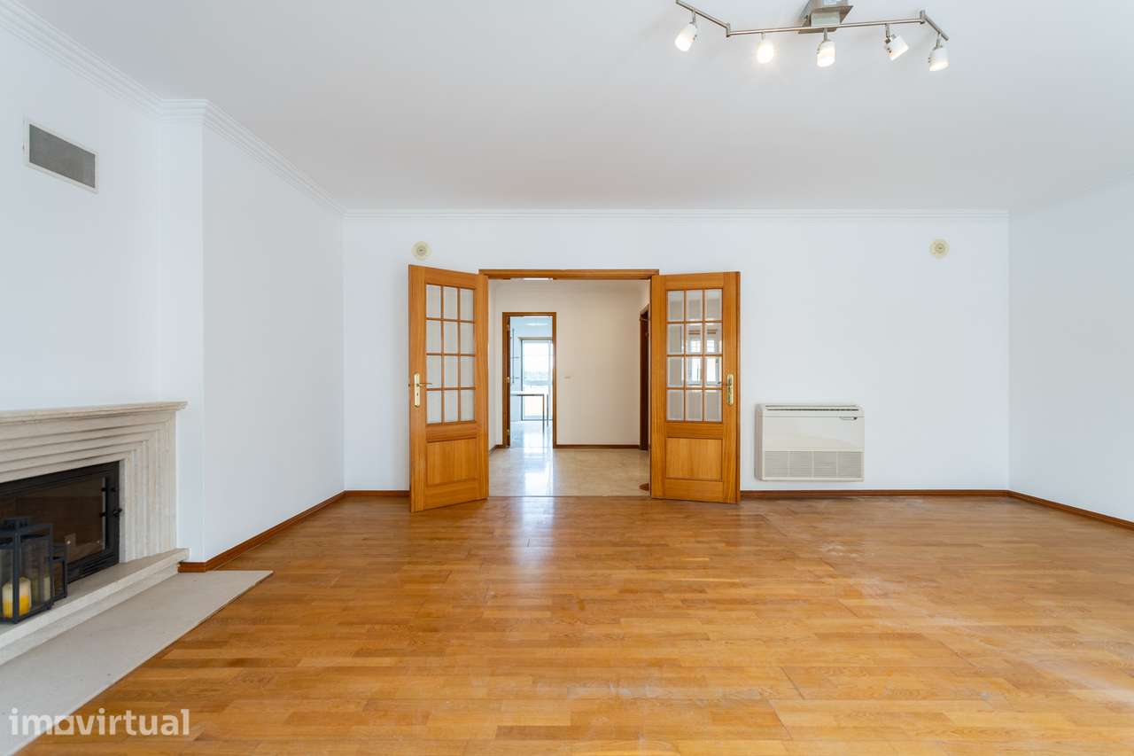 Apartamento T3 no Arneiro, São Domingos de Rana - Grande imagem: 4/28