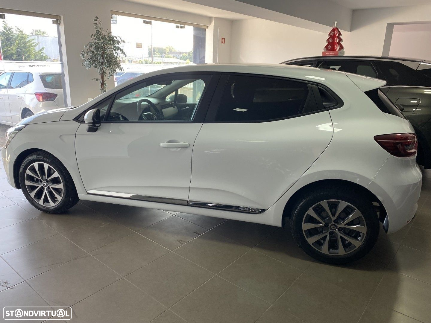 Renault Clio 1.5 Blue dCi Limited - 8