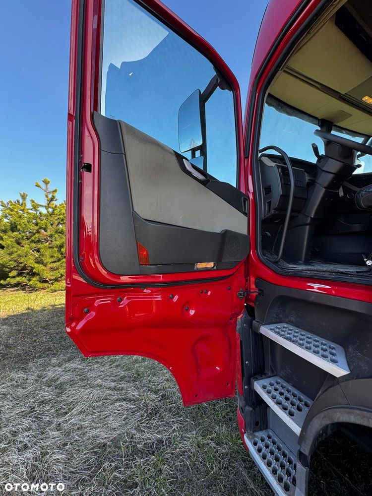 Volvo FH13 - 25