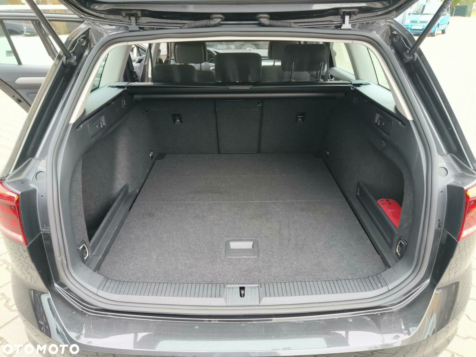 Volkswagen Passat 2.0 TDI EVO Business DSG - 17
