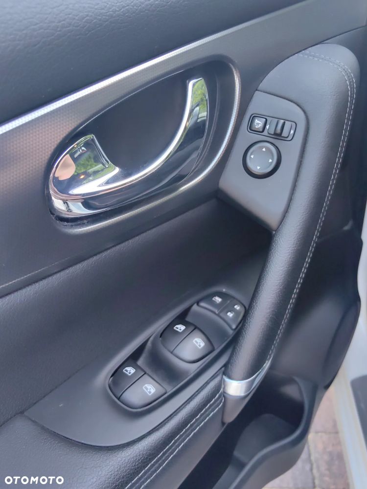 Nissan Qashqai - 17