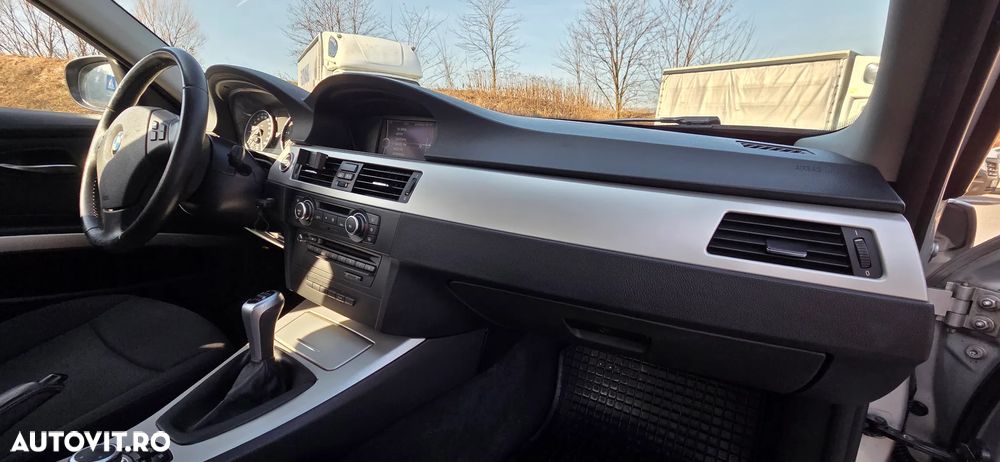 BMW Seria 3 320d DPF Efficient Dynamics Edition - 8