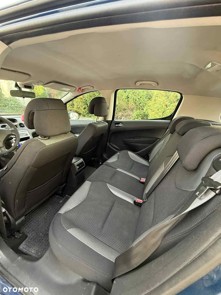 Peugeot 308 1.6 Trendy - 9