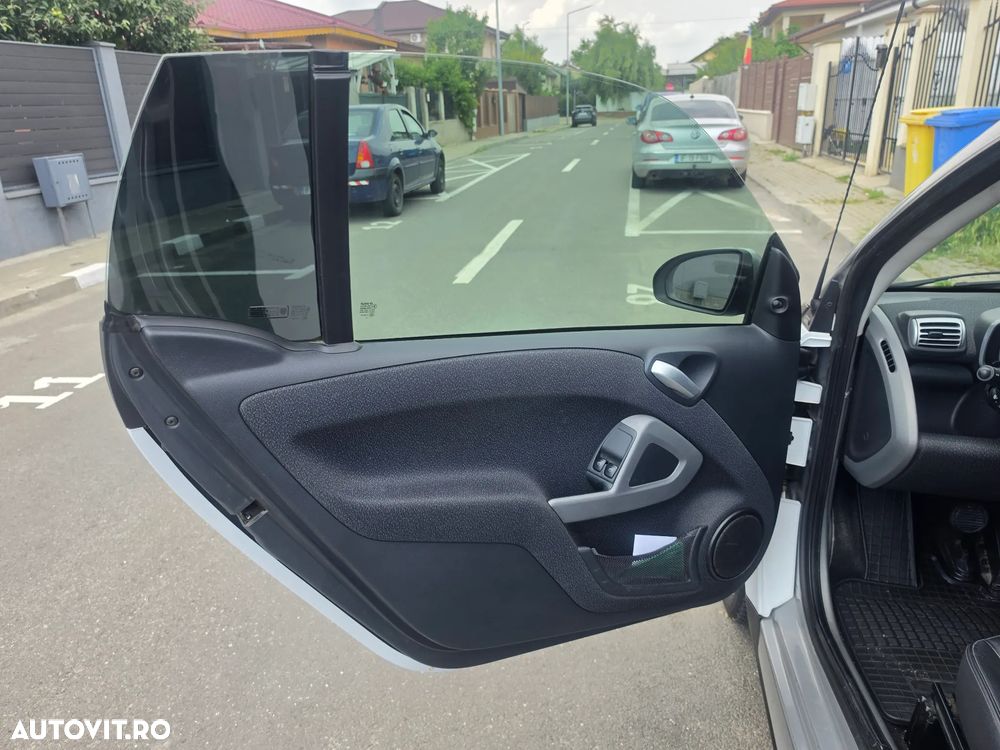 Smart Fortwo softouch passion micro hybrid drive - 21