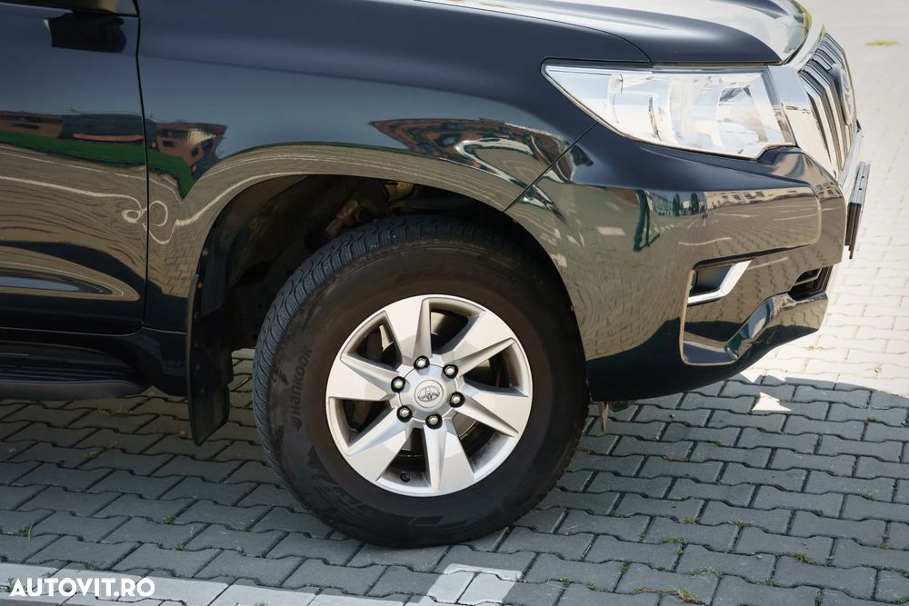 TOYOTA Land Cruiser 2018 — imagine 4