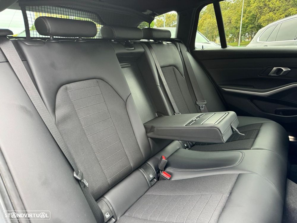 BMW 320 e Touring Auto - 19