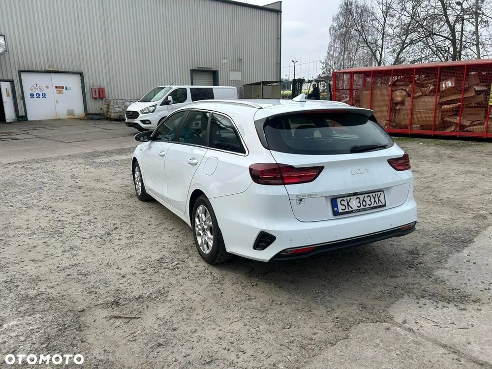 Kia Ceed 1.5 T-GDI M - 8