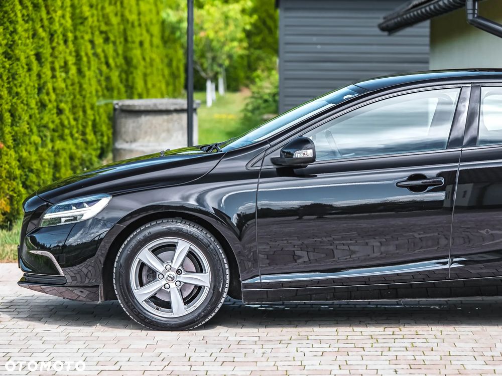 Volvo V40 D2 Momentum - 30