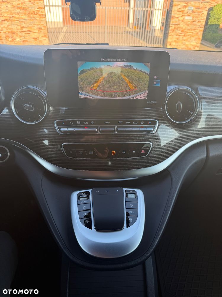 Mercedes-Benz Klasa V 250 d 4-Matic 9G-Tronic (d³ugi) - 14
