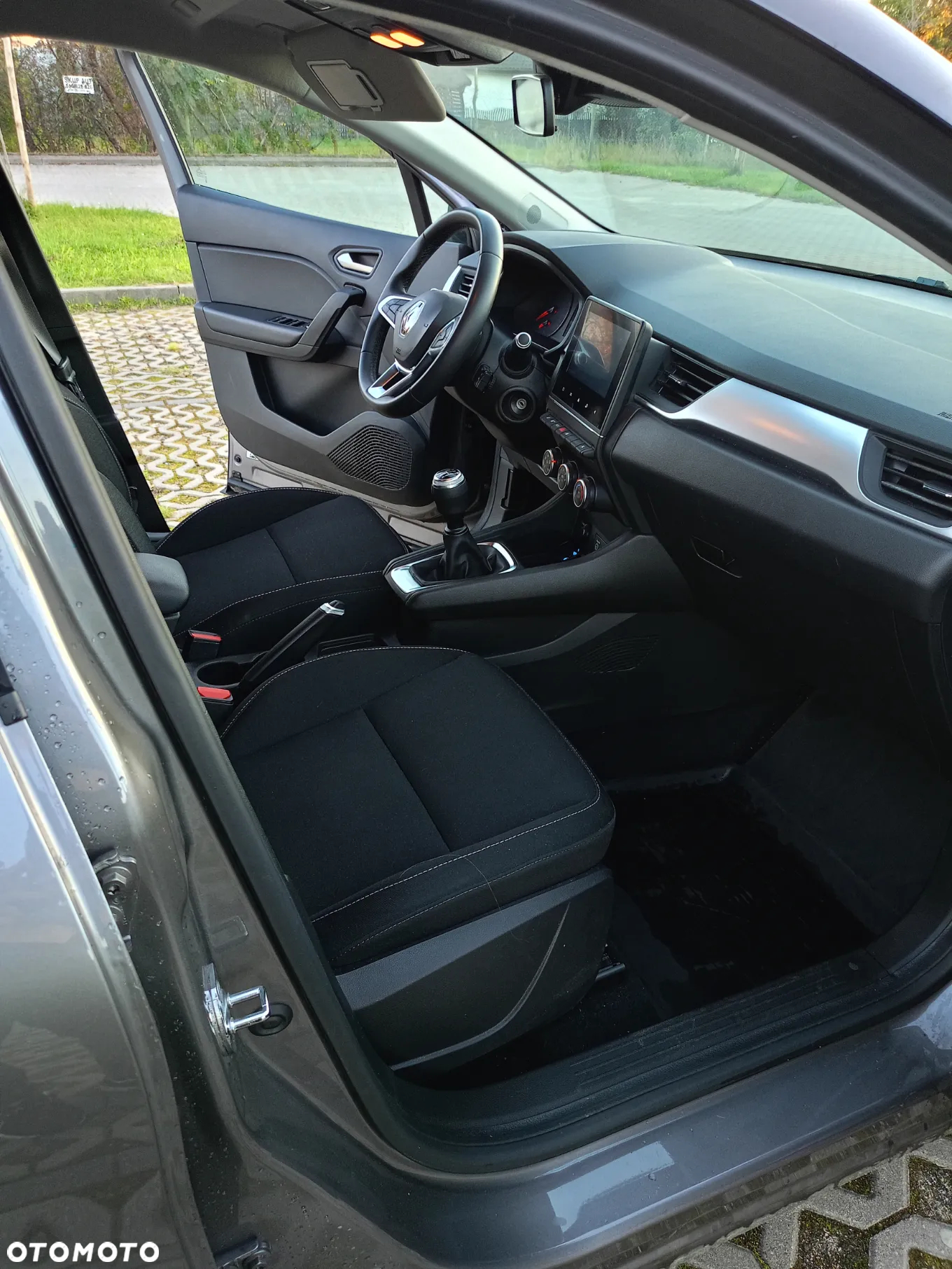 Renault Captur 1.0 TCe Zen - 11
