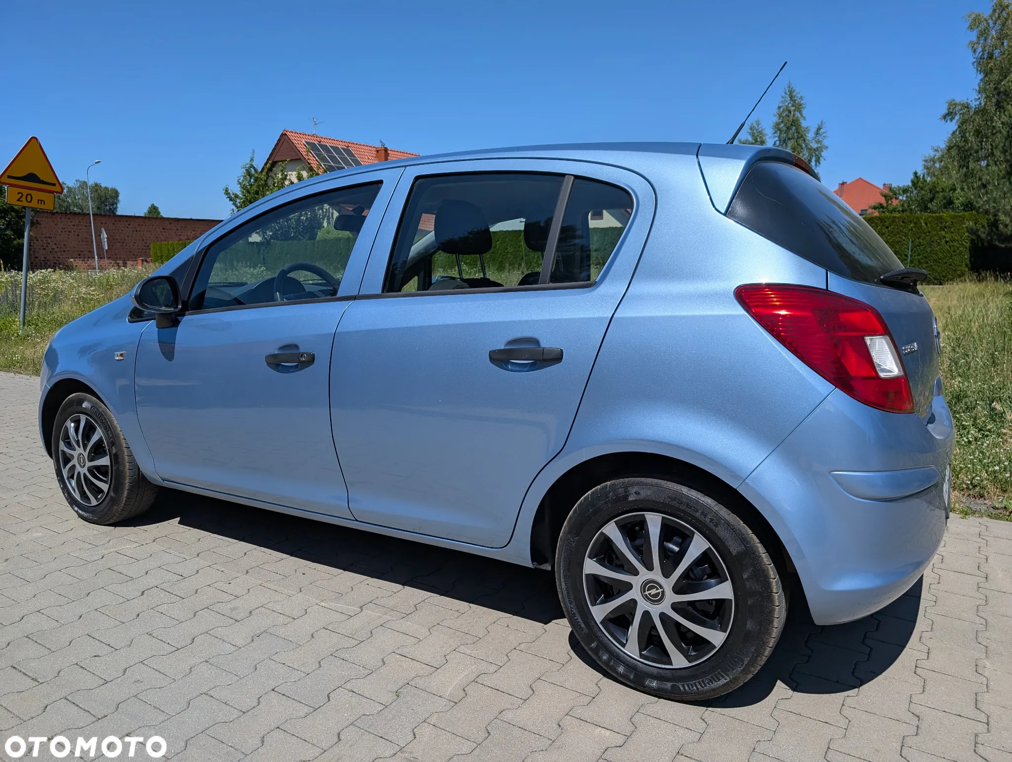 Opel Corsa 1.2 16V Enjoy - 13