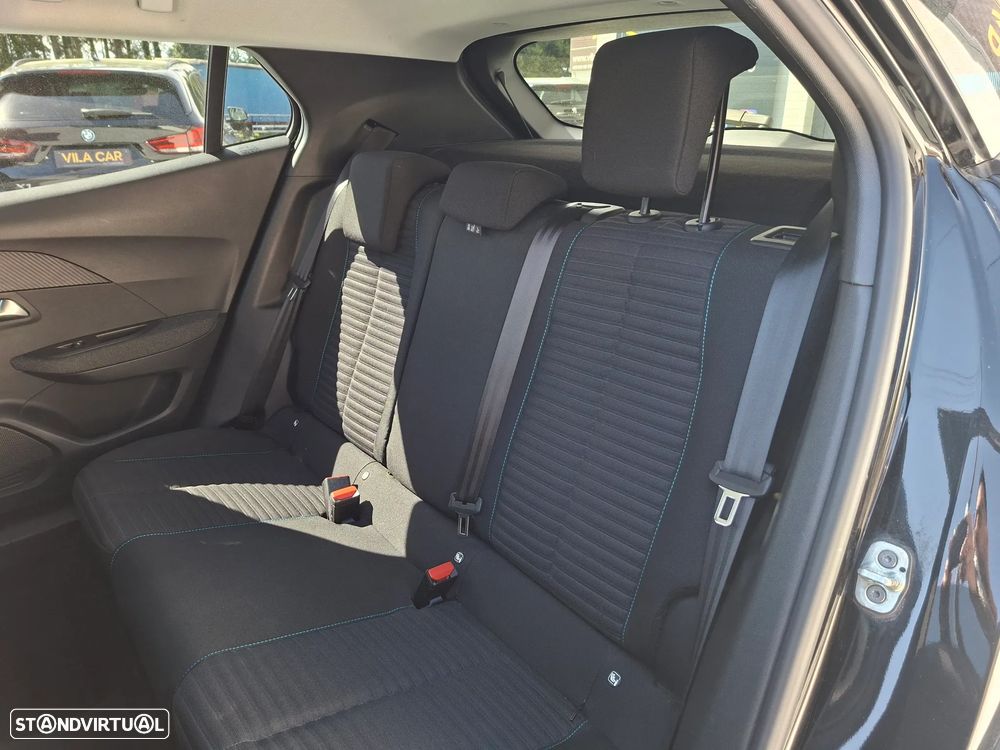 Peugeot 2008 PureTech 130 EAT8 Active - 35