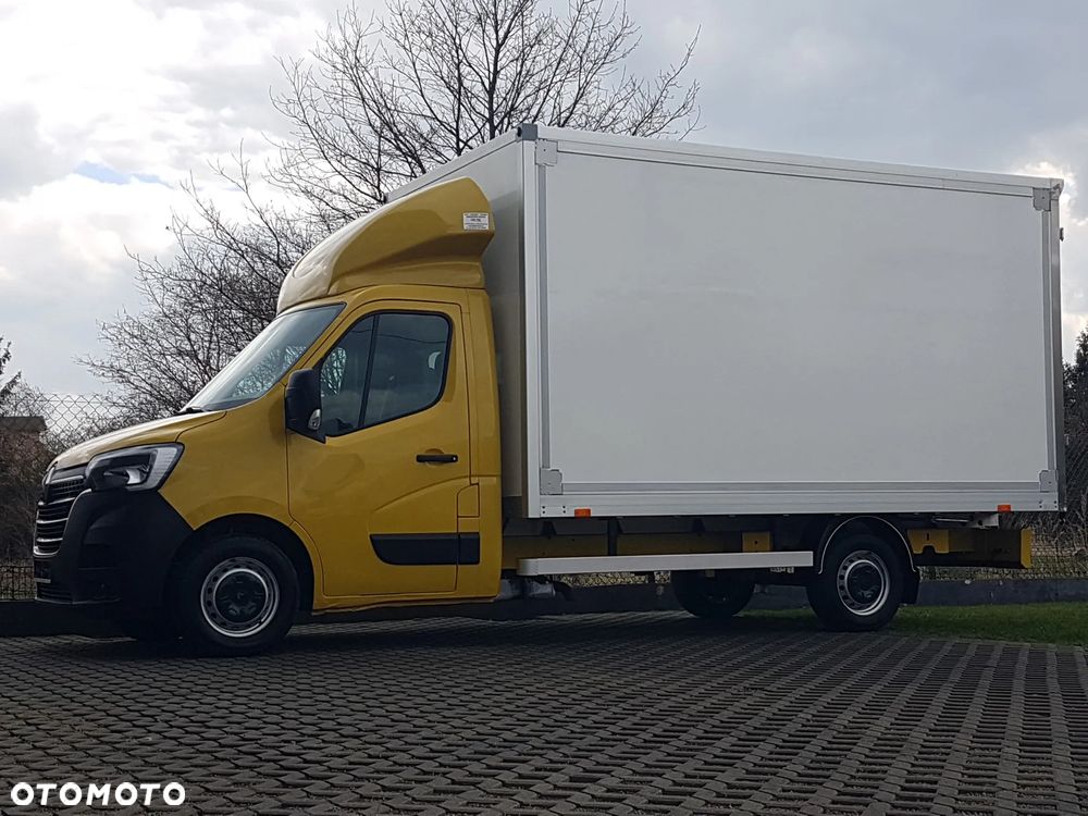 Renault MASTER KONTENER 8EP 4,22x2,24x2,24 KLIMA KRAJOWY MANUAL  6-BIEGÓW DMC 3500 KG - 36