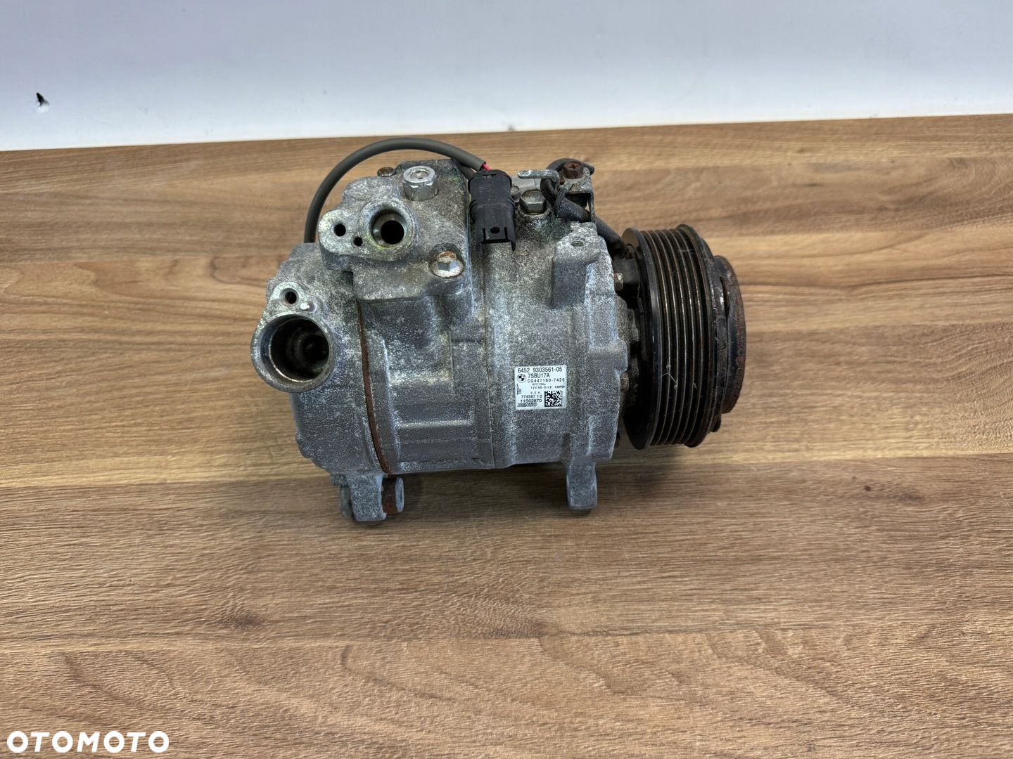 KOMPRESOR SPRĘŻARKA KLIMATYZACJI BMW X5 F15 9303561-05 - 2