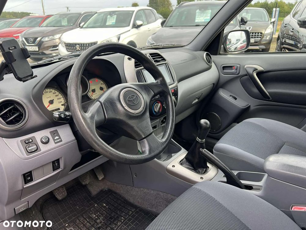 Toyota RAV4 1.8 VVT-i 4x2 - 8
