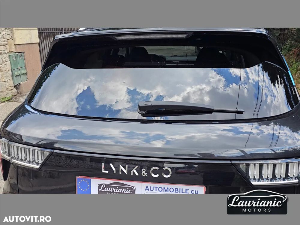 LYNK & CO 01 2022 — imagine 9