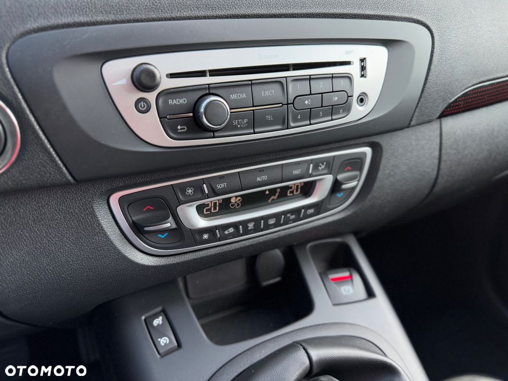 Renault Grand Scenic - 9