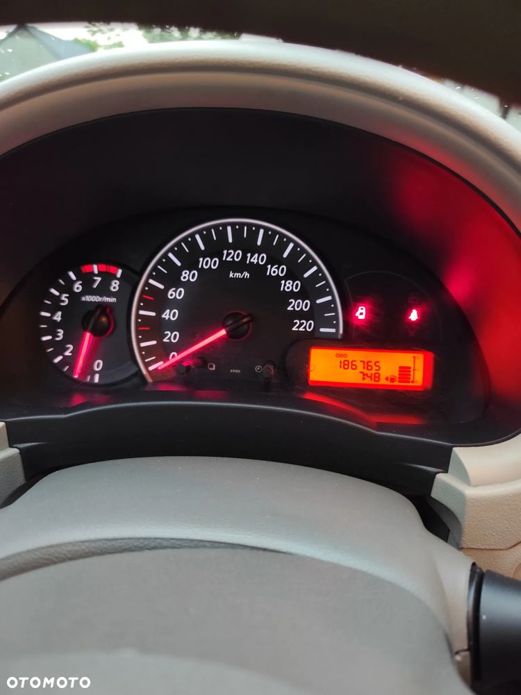Nissan Micra 1.2 30 Jahre Edition - 15
