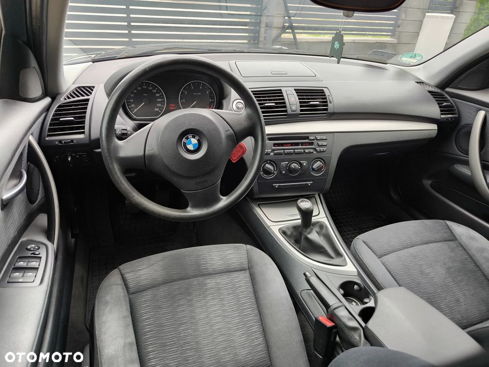 BMW Seria 1 - 14