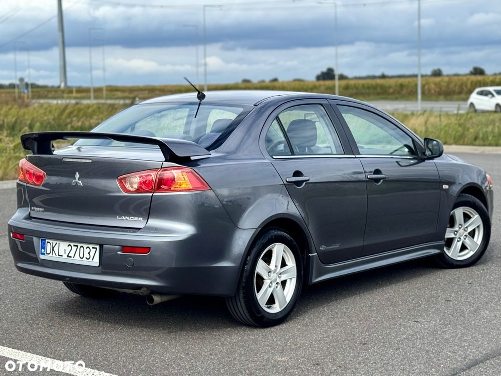 Mitsubishi Lancer 2.0 DID Instyle - 8