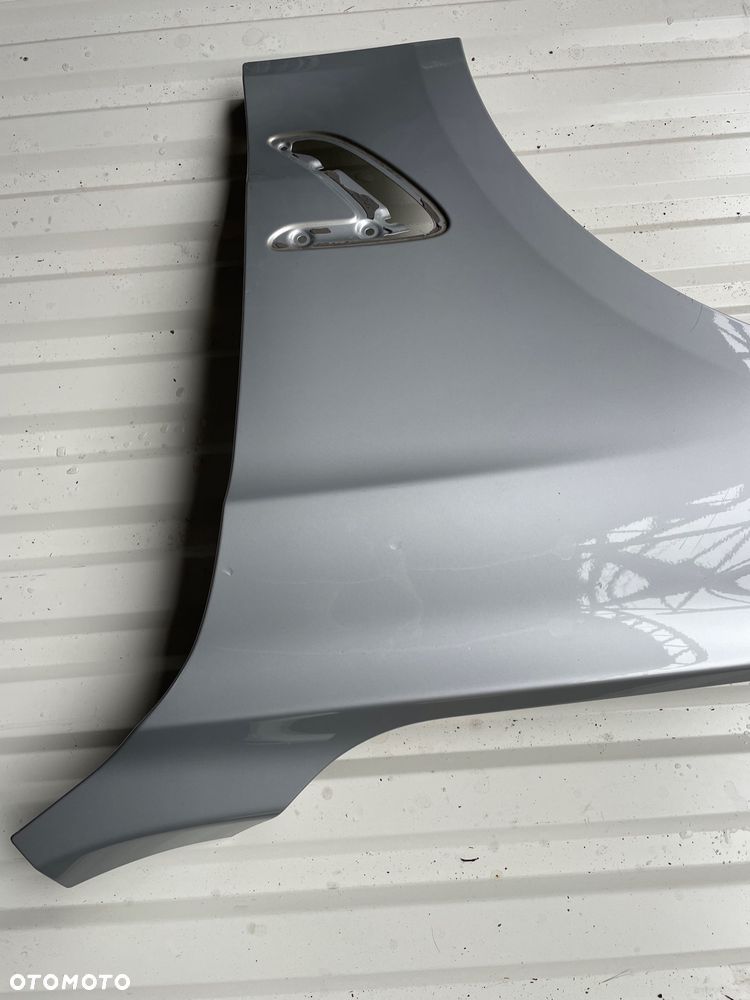 BŁOTNIK LEWY PRZEDNI BMW 4 F32 F33 F36 SREBRNY KOD LAKIERU 354 - 6