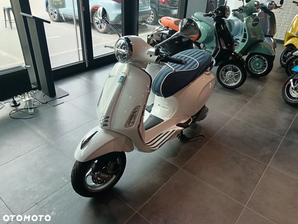 Vespa Primavera - 4