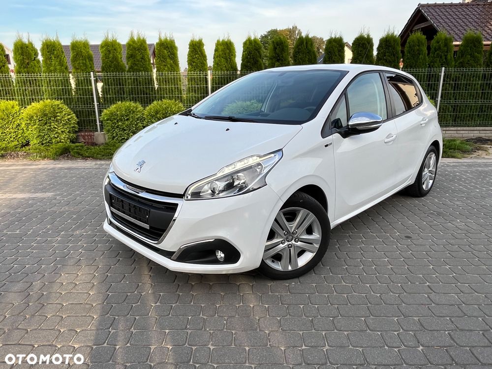 Peugeot 208 PureTech 82 Style - 1