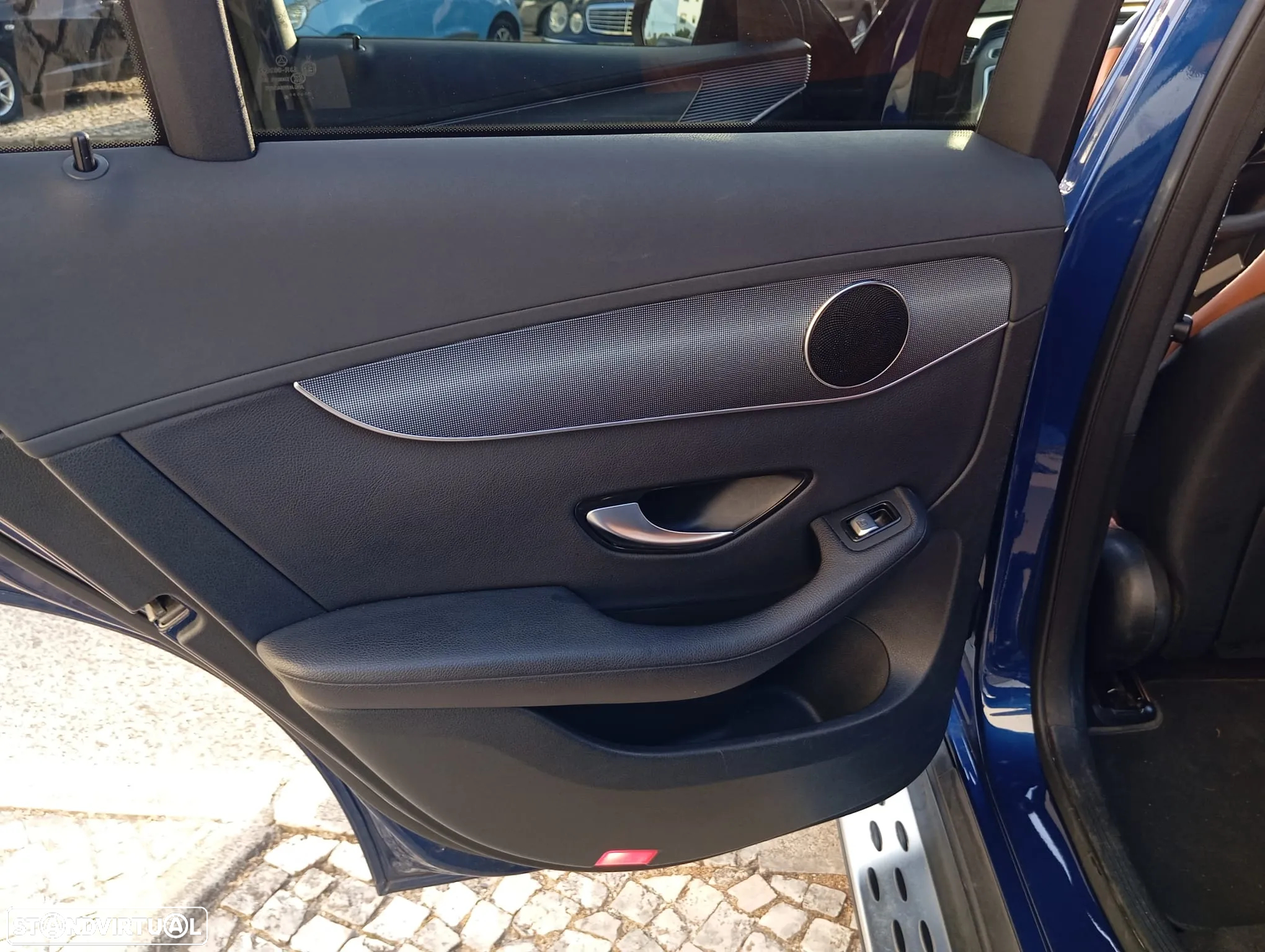 Mercedes-Benz EQC 400 4Matic - 32