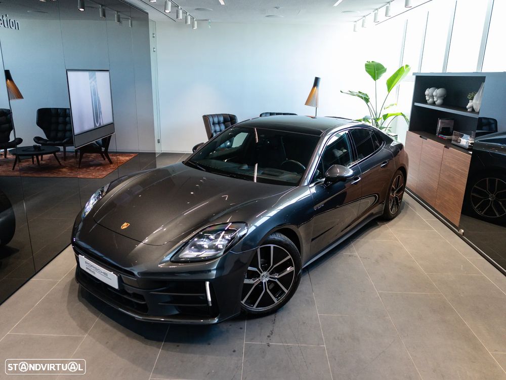 Porsche Panamera 4 E-Hybrid - 5