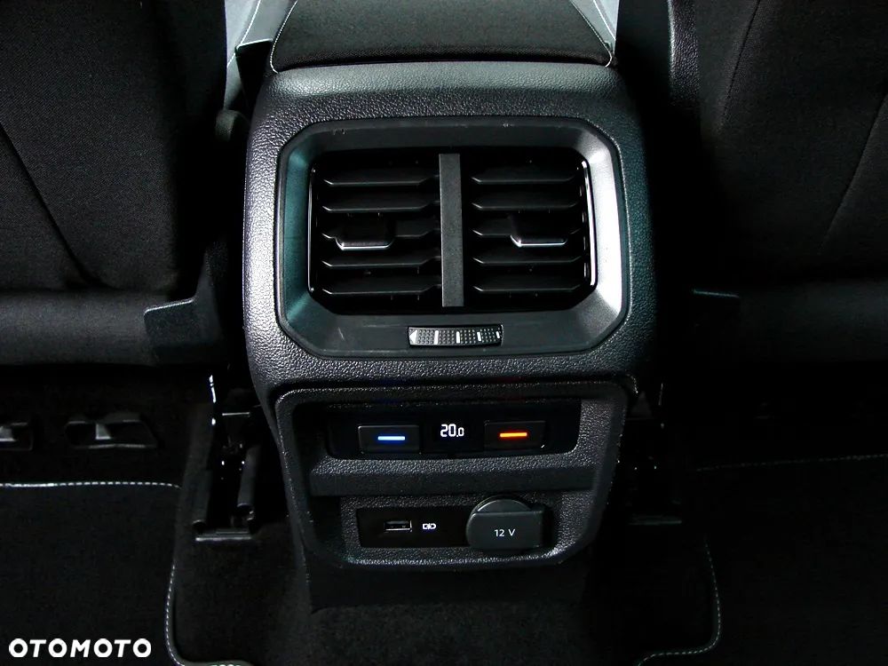 Volkswagen Tiguan 2.0 TDI SCR R-Line - 33