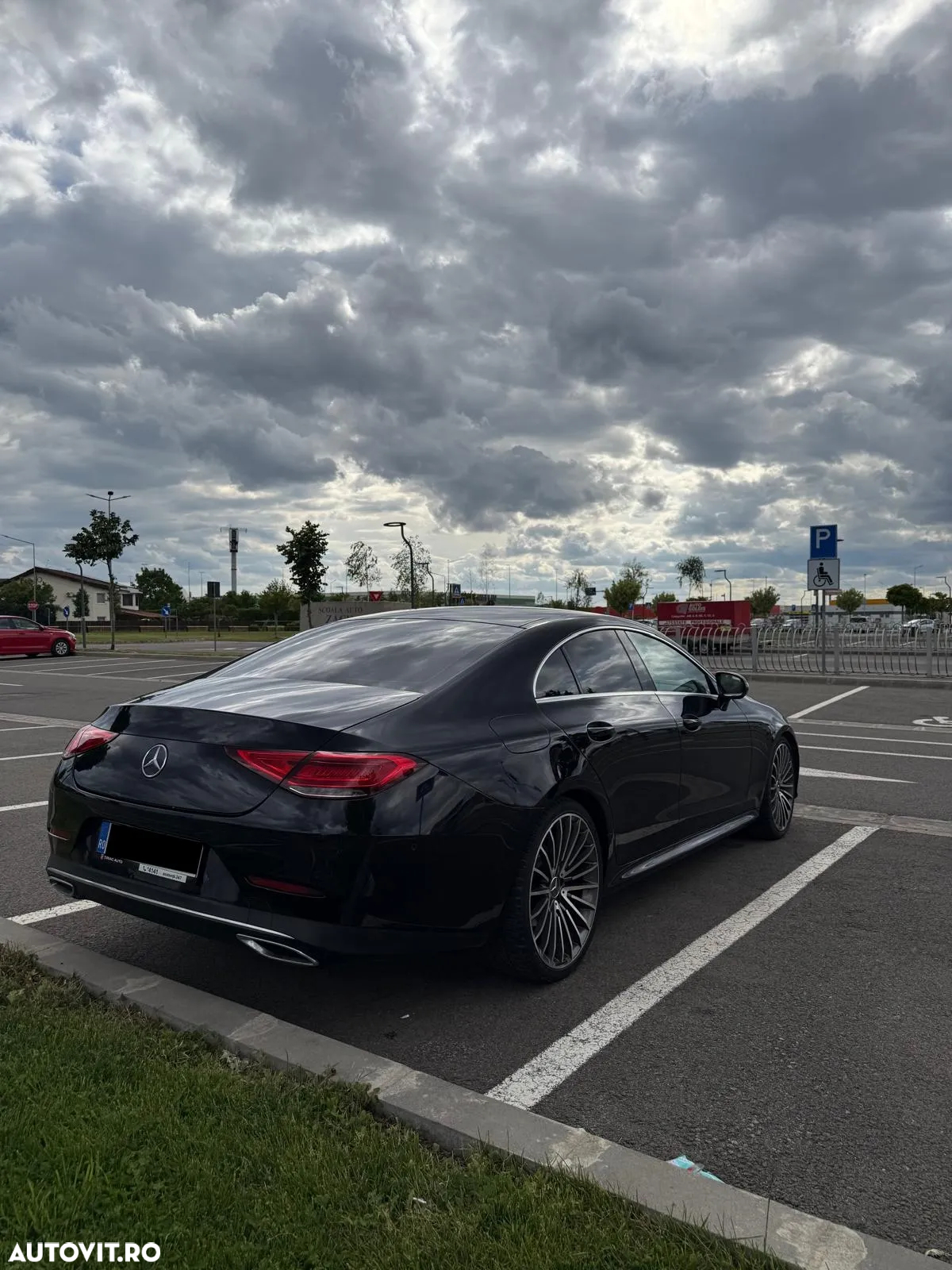 Mercedes-Benz CLS 300 d Aut - 4