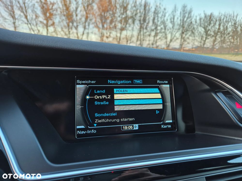 Audi A4 Avant 2.0 TDI DPF clean diesel multitronic S line Sportpaket - 27